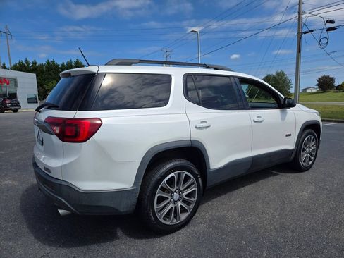 Used 2017 GMC Acadia SLT AWD/4WD image 7