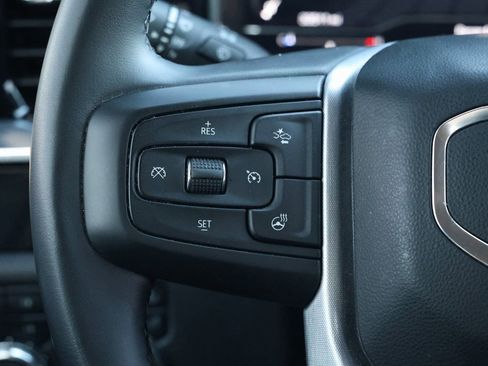 Used 2024 GMC Sierra 1500 SLT w/ X31 Off-Road Package image 18