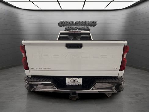 Used 2025 Chevrolet Silverado 2500 LT w/ Safety Package AWD/4WD image 4