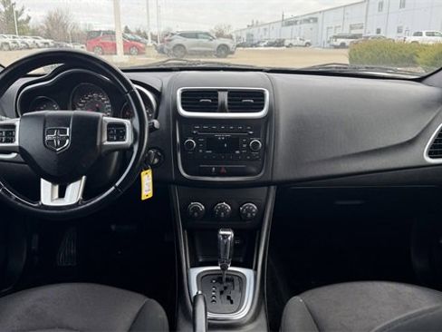 Used 2013 Dodge Avenger SXT image 14