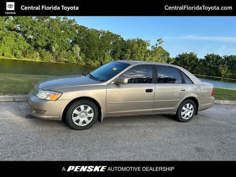 Used 2001 Toyota Avalon XL image 1