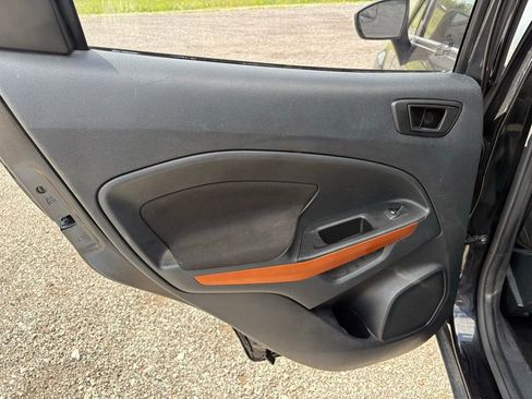 Used 2021 Ford EcoSport SE w/ SE Appearance Package AWD/4WD image 9