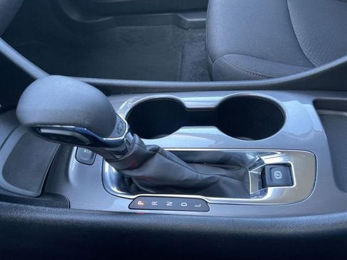Used 2024 Chevrolet Malibu LS FWD image 19