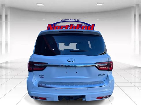 Used 2024 INFINITI QX80 Luxe image 4