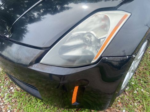 Used 2005 Nissan 350Z Touring RWD image 10