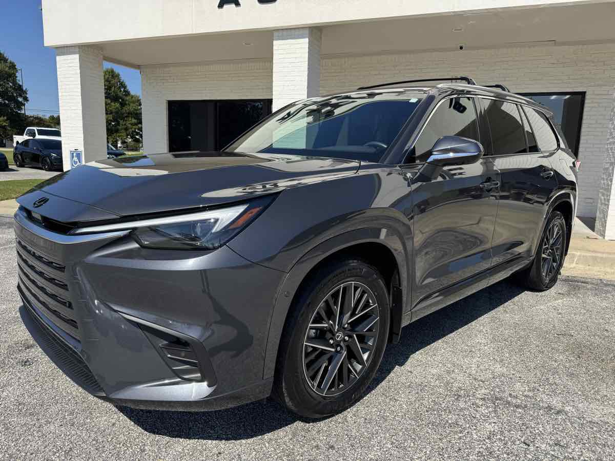 Used 2026 Lexus TX 350 AWD w/ Technology Package image 40