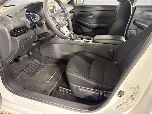 Used 2025 Nissan Sentra SV FWD image 9