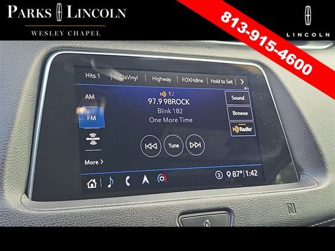 Used 2020 Cadillac XT4 Premium Luxury w/ Enhanced Visibility Package image 23