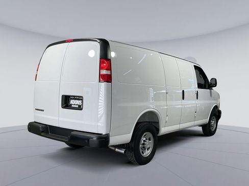 New 2026 Chevrolet Express 2500 w/ Driver Convenience Package image 16