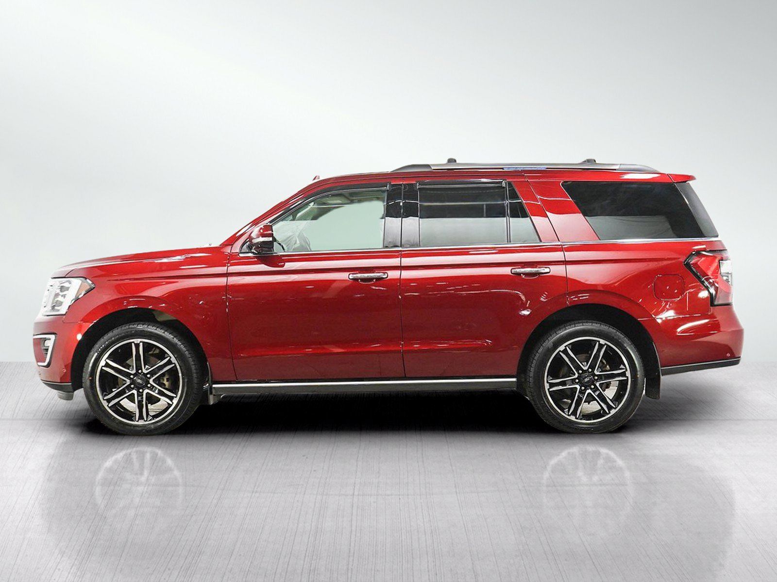 Used 2019 Ford Expedition Limited w/ Special Edition Package AWD/4WD image 2