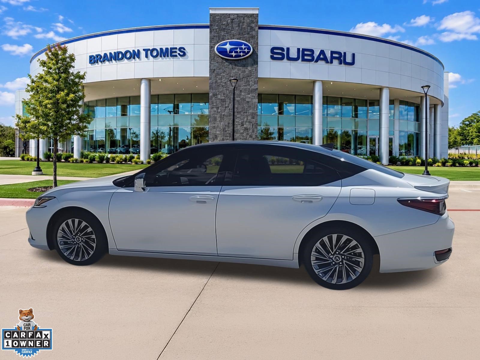 Used 2025 Lexus ES 300h w/ Technology Package FWD image 7