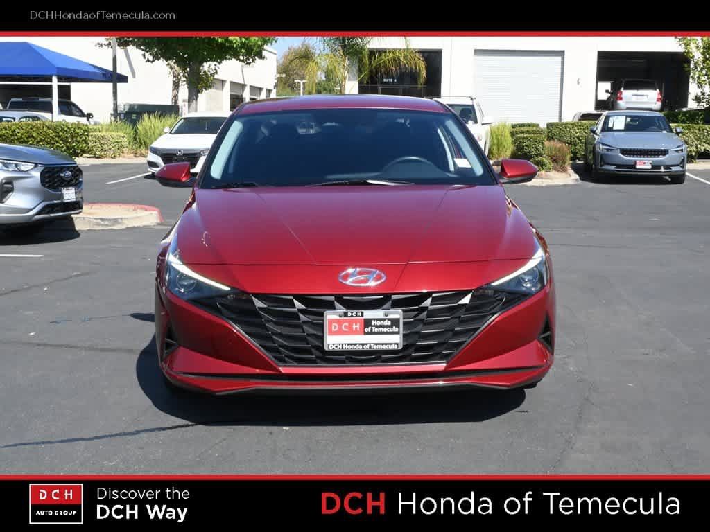 Used 2023 Hyundai Elantra SEL FWD image 2