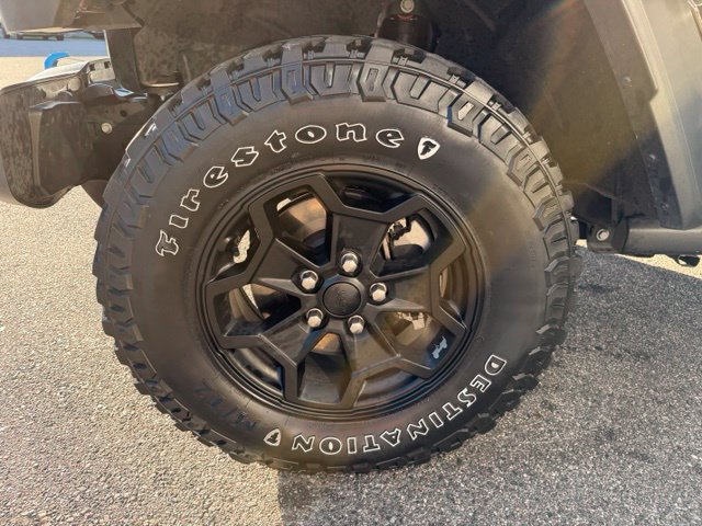 Used 2023 Jeep Wrangler Unlimited w/ Cold Weather Group AWD/4WD image 53