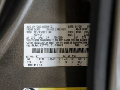 Used 2020 Lincoln Navigator Black Label w/ Cargo Convenience Package AWD/4WD image 58