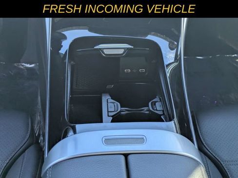 Used 2025 Mercedes-Benz C 300 4MATIC Sedan image 17