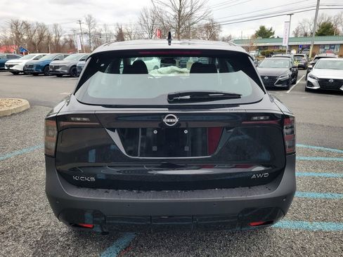 New 2026 Nissan Kicks S image 4