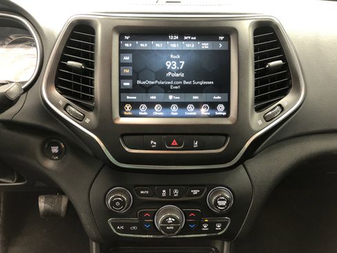 Used 2021 Jeep Cherokee Trailhawk w/ Trailer Tow Group image 20