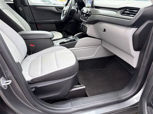 Used 2025 Ford Escape Active image 13