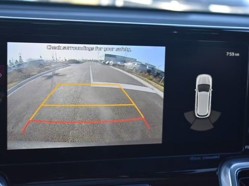 Certified 2023 Kia Sorento SX image 34