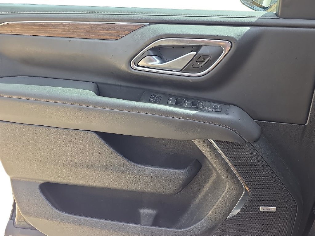 Used 2021 Chevrolet Suburban High Country RWD image 26