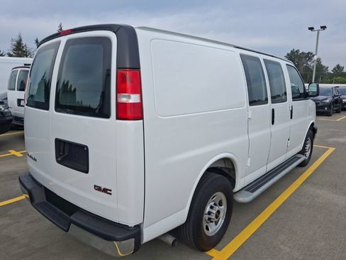 Used 2025 GMC Savana 2500 w/ Driver Convenience Package RWD image 7