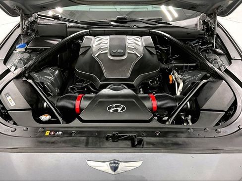 Used 2015 Hyundai Genesis 5.0 w/ Option Group 05 image 12