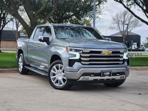 Used 2025 Chevrolet Silverado 1500 High Country w/ High Country Premium Package image 2