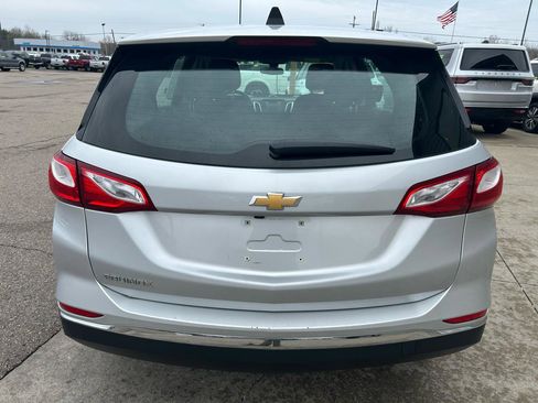 Used 2018 Chevrolet Equinox LS image 6