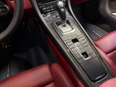 Used 2019 Porsche 911 Turbo S image 29