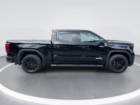 Used 2022 GMC Sierra 1500 Elevation AWD/4WD image 9