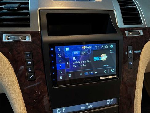 Used 2007 Cadillac Escalade AWD w/ Information Package image 37
