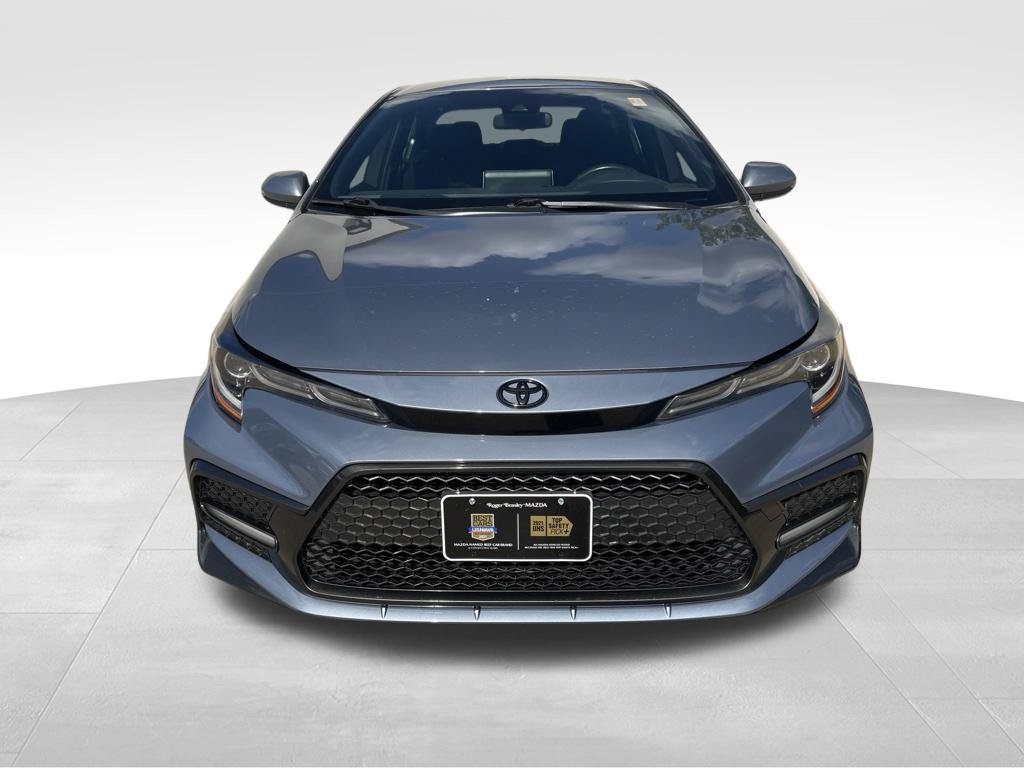 Used 2020 Toyota Corolla SE FWD image 2