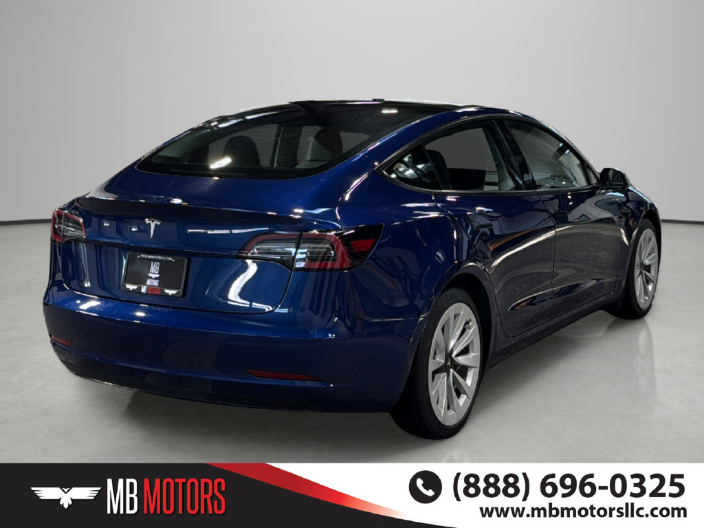 Used 2023 Tesla Model 3 Standard Range RWD image 4