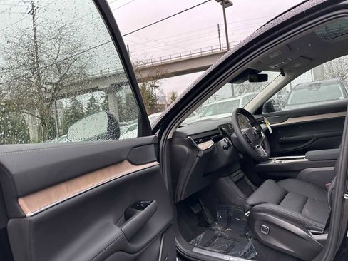New 2025 Volvo EX90 Plus w/ Protection Package Premier image 21