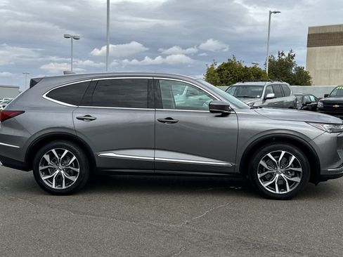 Used 2023 Acura MDX w/ Technology Package FWD image 6