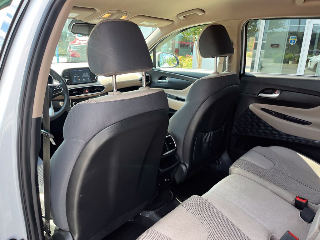 Used 2019 Hyundai Santa Fe SEL FWD image 15