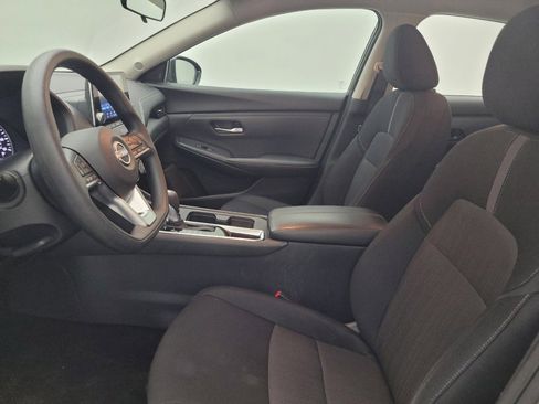 Used 2024 Nissan Sentra SV FWD image 17