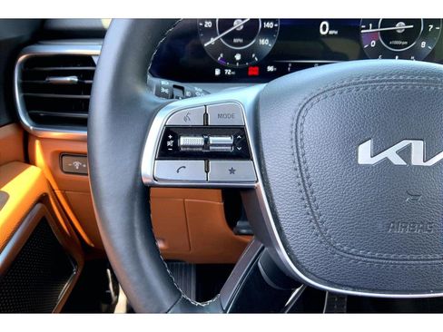 Used 2023 Kia Telluride SX Prestige X-Pro AWD/4WD image 17