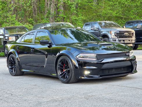 Used 2017 Dodge Charger SRT Hellcat w/ Harman/Kardon Audio Group image 9