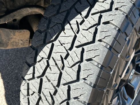 Used 2023 Toyota Tacoma TRD Off-Road image 26