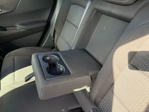 Used 2025 Chevrolet Equinox LT w/ Safety and Technology Package image 29