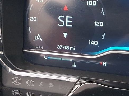 Used 2023 Chevrolet Silverado 1500 LT image 24