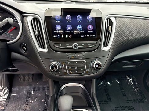 Used 2023 Chevrolet Malibu LT image 26