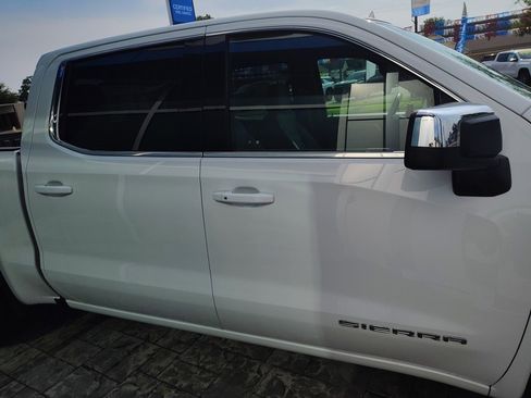 Certified 2024 GMC Sierra 1500 SLE image 4