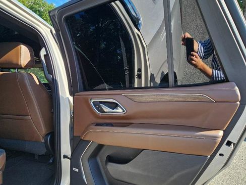 Used 2021 Chevrolet Tahoe High Country w/ Premium Package image 39