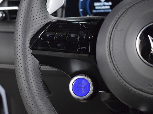 New 2025 Maserati Grecale Modena image 26