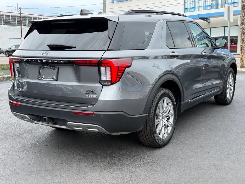 Used 2025 Ford Explorer Active w/ Active Comfort Package AWD/4WD image 33