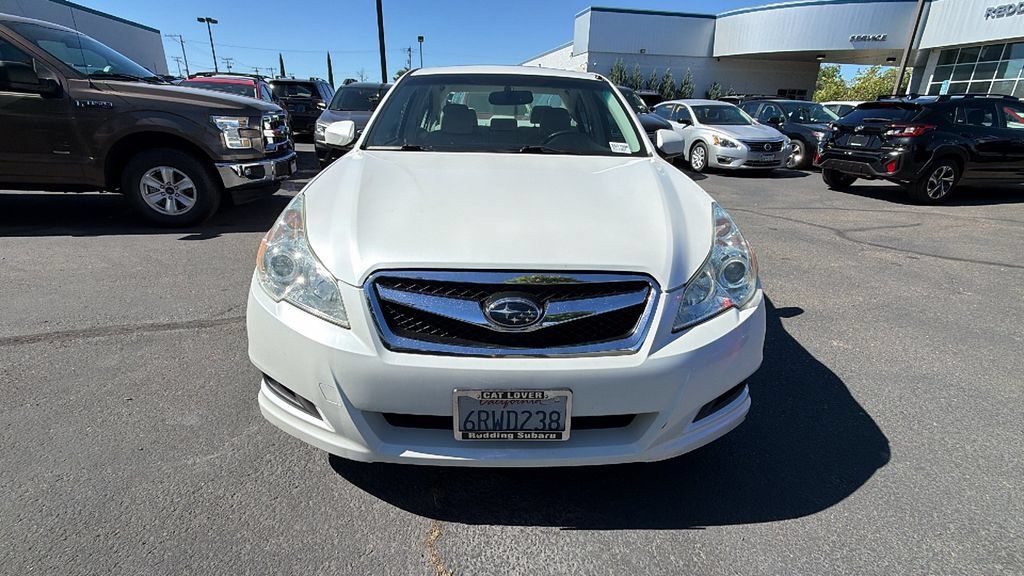Used 2011 Subaru Legacy 2.5i Premium AWD/4WD image 8