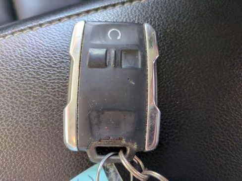 Used 2019 Chevrolet Colorado ZR2 w/ ZR2 Midnight Special Edition image 36