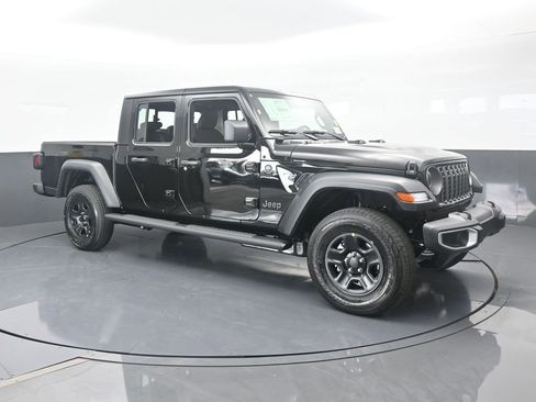 New 2026 Jeep Gladiator Sport image 8